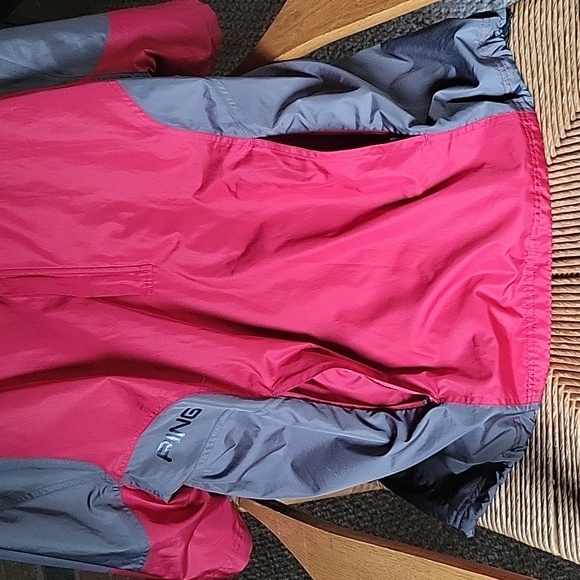 Ping short sleeve red/gray windshirt size L - Picture 5 of 14